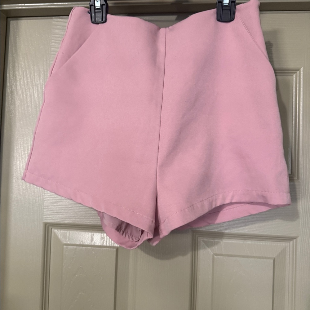 Soft pink dress shorts